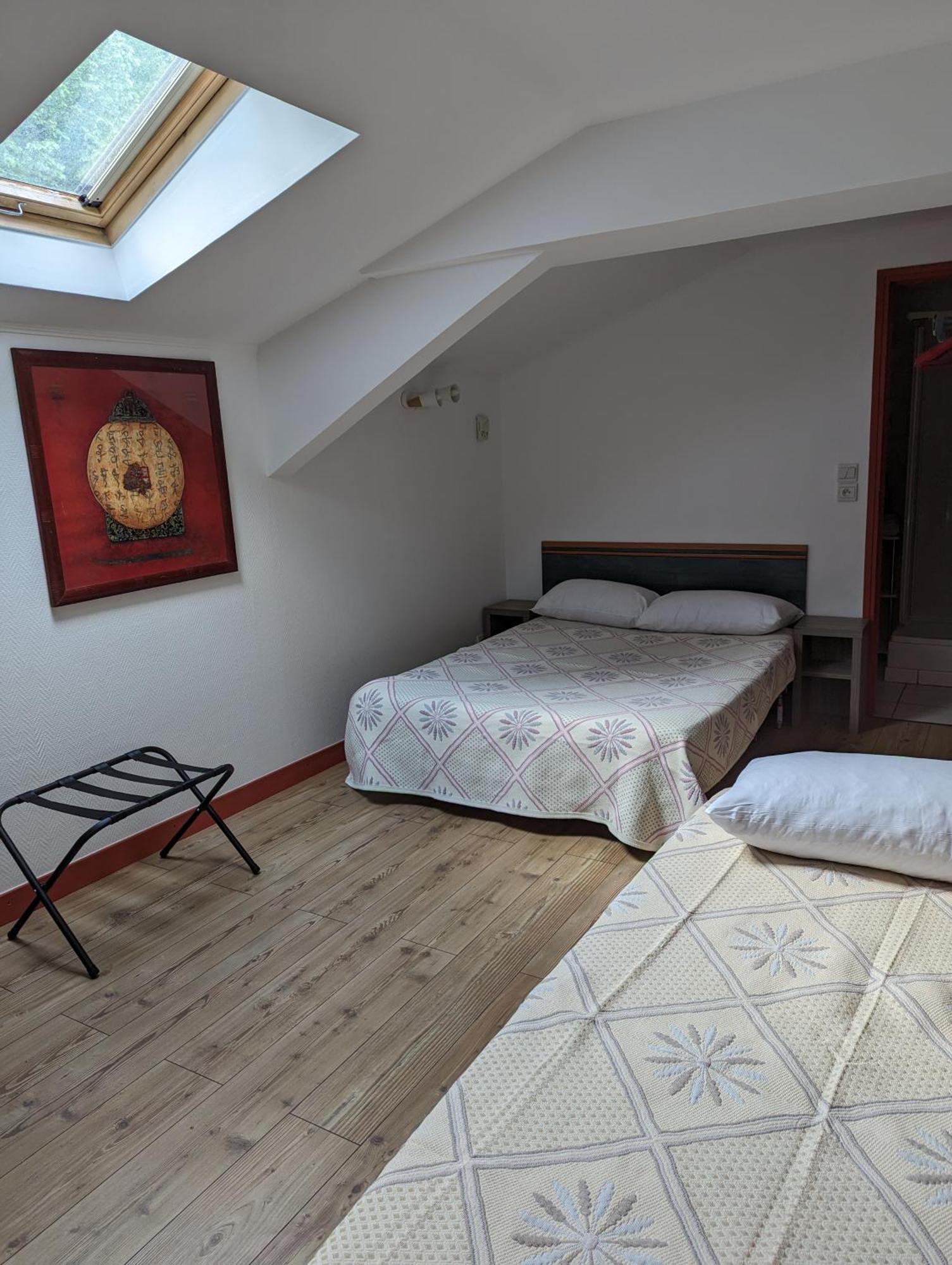 Auberge Des Pins Aubenas Eksteriør billede