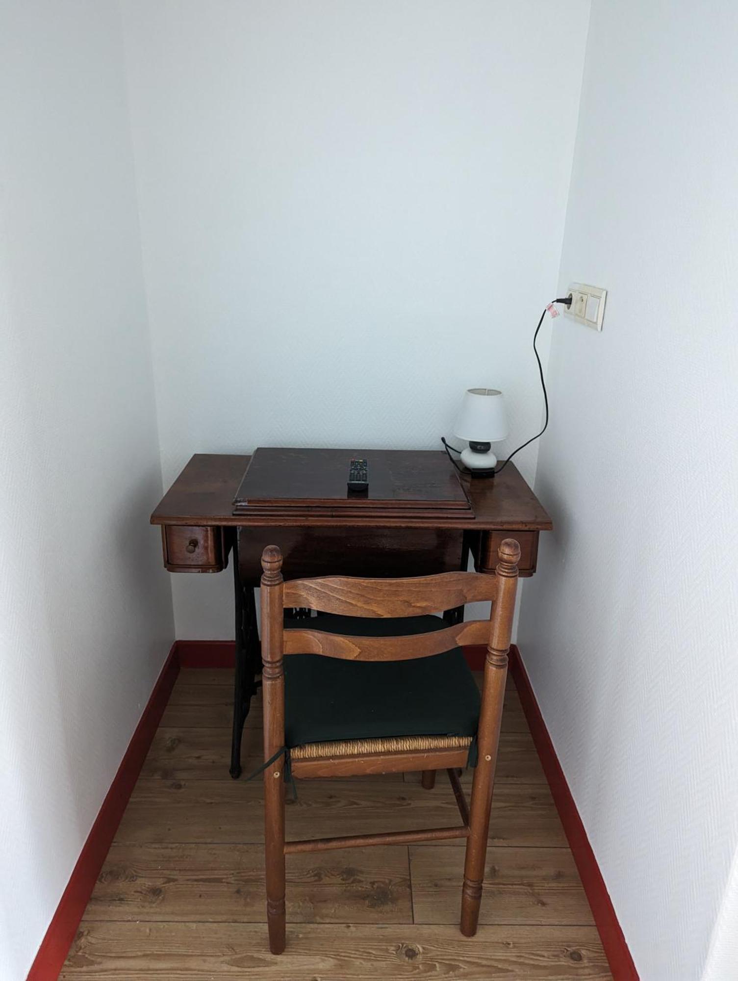 Auberge Des Pins Aubenas Eksteriør billede
